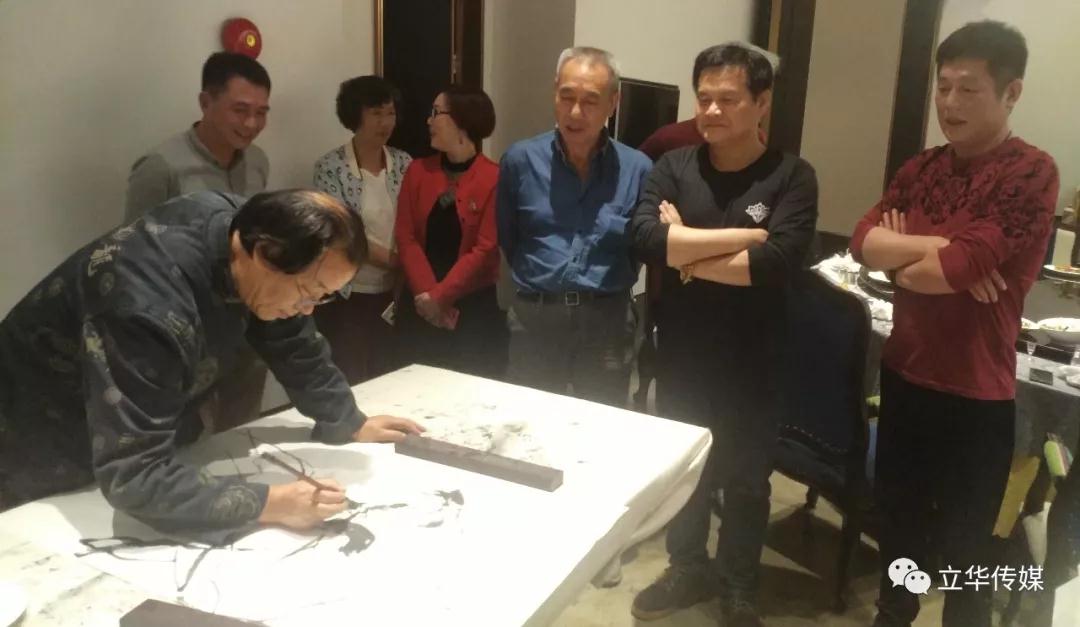 微信图片_20190401114339.jpg
